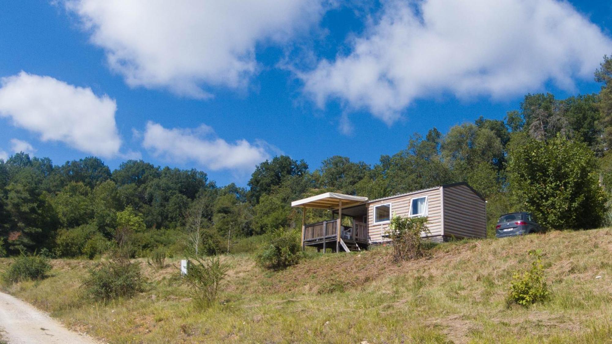 Camping Les Terrasses De Dordogne Rouffignac Saint-Cernin Exterior foto