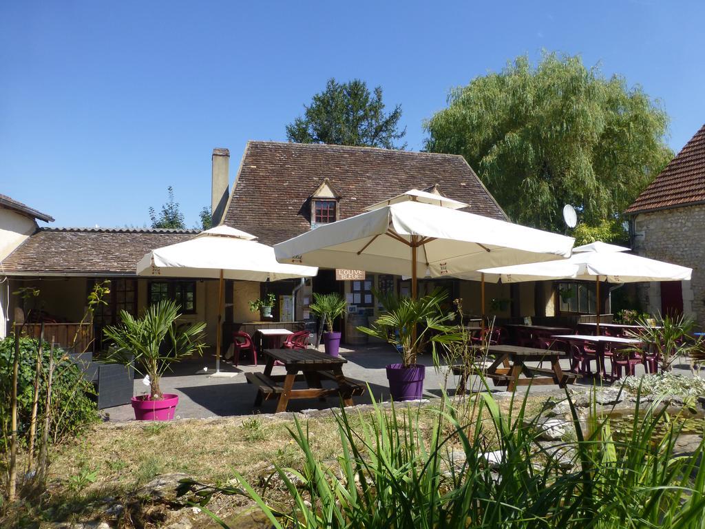 Camping Les Terrasses De Dordogne Rouffignac Saint-Cernin Exterior foto